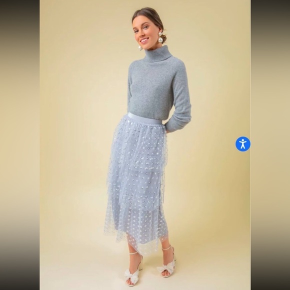 Tuckernuck Pearl Lantern earrings - Picture 4 of 4